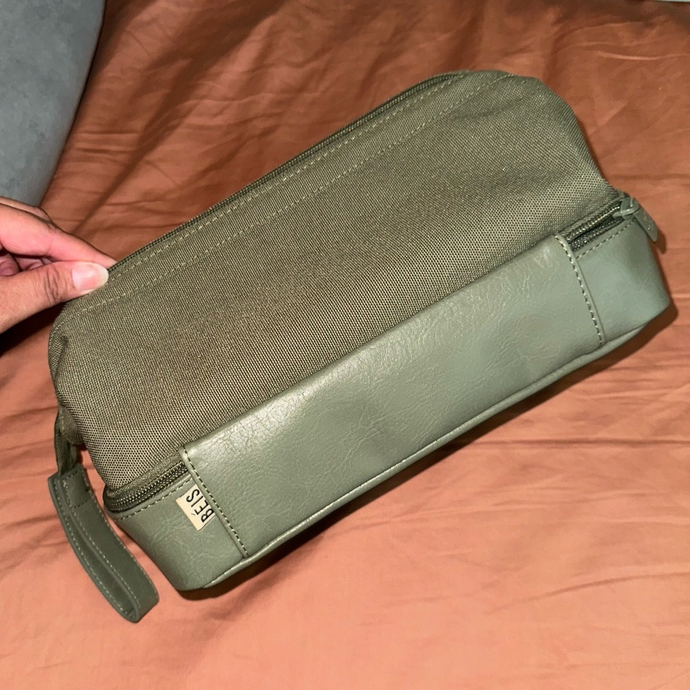 BEIS Dopp Kit - Olive Green!